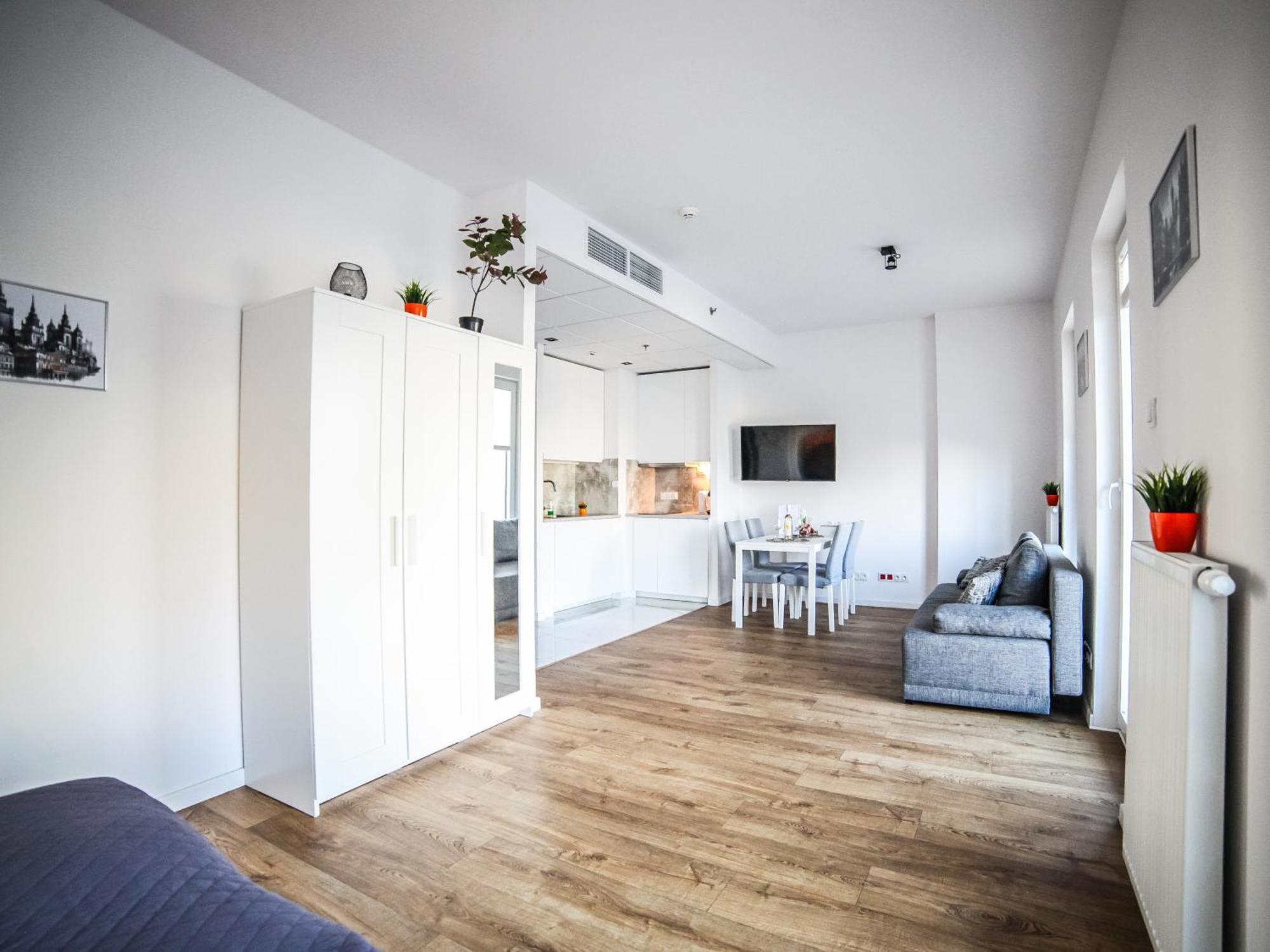 Big City Life Apartments - Bliska Wola Tower A Varsovia Exterior foto